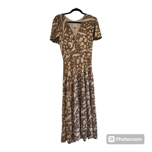 CAbi Dresses & Skirts - Cabi Swoon Dress Tan Cream Faux Wrap Fit & Flare Tiered Skirt Style #6147 Size M